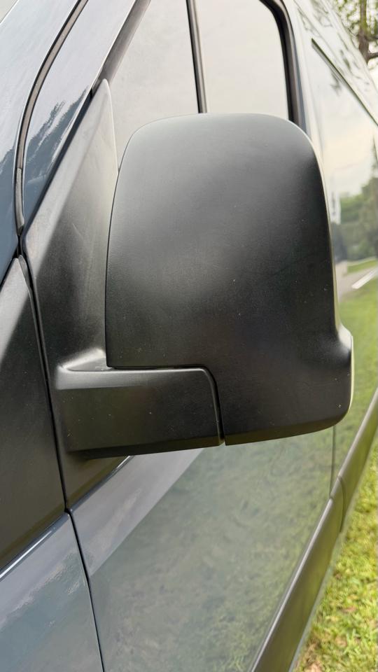Mercedes-Benz Sprinter Van 2500 High Roof V6 170" RWD 2019