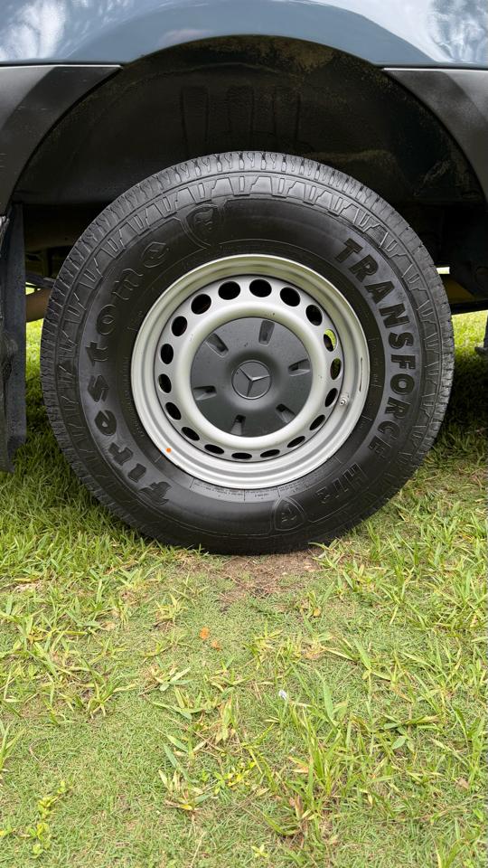 Mercedes-Benz Sprinter Van 2500 High Roof V6 170" RWD 2019