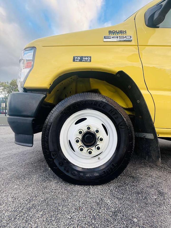 Ford E-Series Cutaway E-450 DRW 158" WB 2021