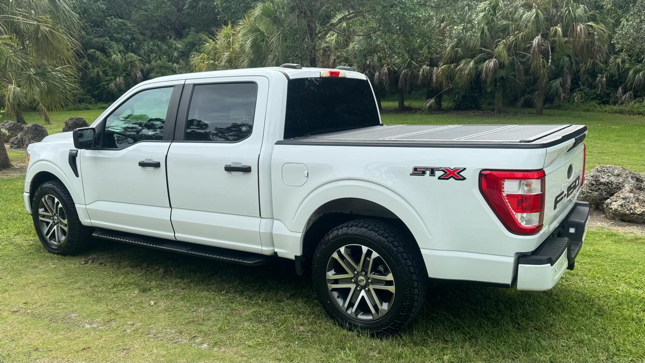 Ford F-150 XLT 2WD SuperCrew 5.5' Box 2021