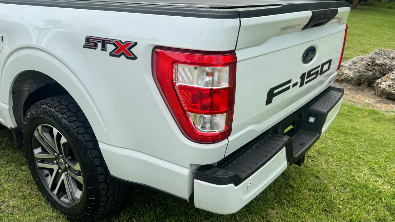 Ford F-150 XLT 2WD SuperCrew 5.5' Box 2021