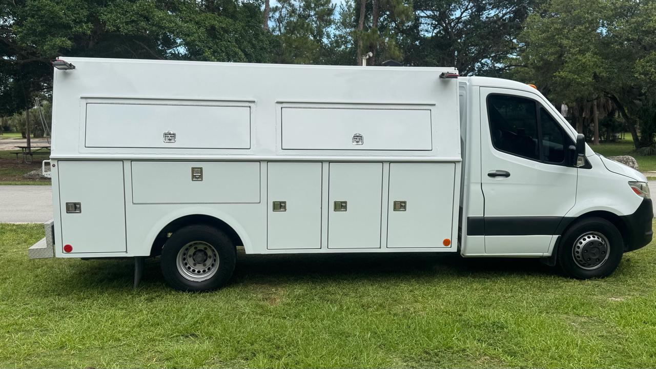 Mercedes-Benz Sprinter 4500 Standard Roof 170" 2019