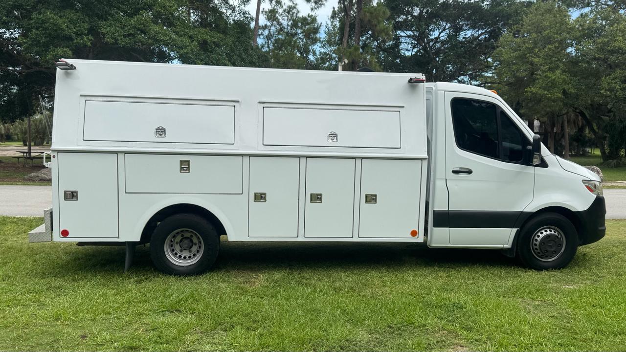 Mercedes-Benz Sprinter 4500 Standard Roof 170" 2019