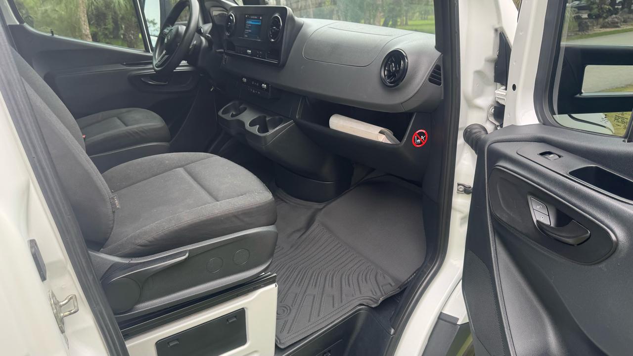 Mercedes-Benz Sprinter 4500 Standard Roof 170" 2019