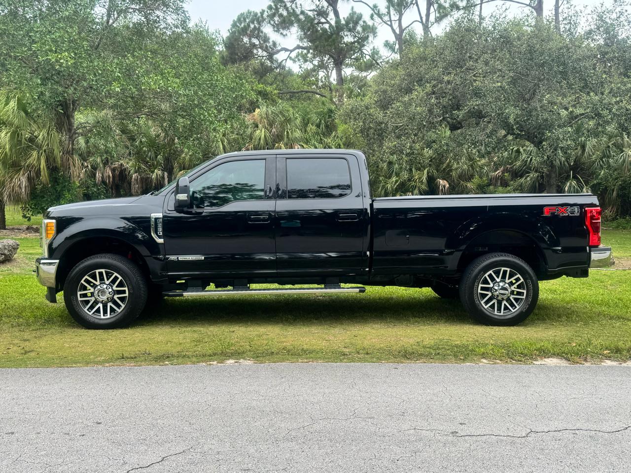 Ford Super Duty F-350 SRW  2017