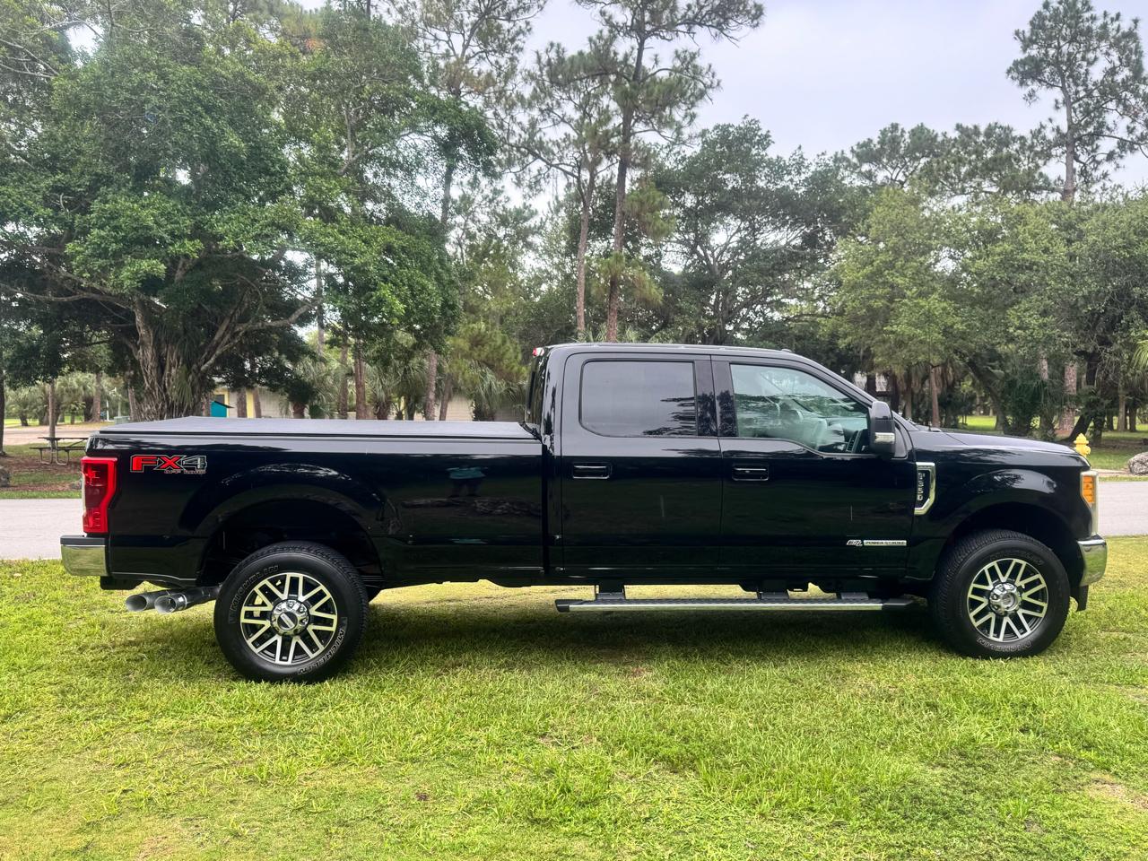 Ford Super Duty F-350 SRW  2017