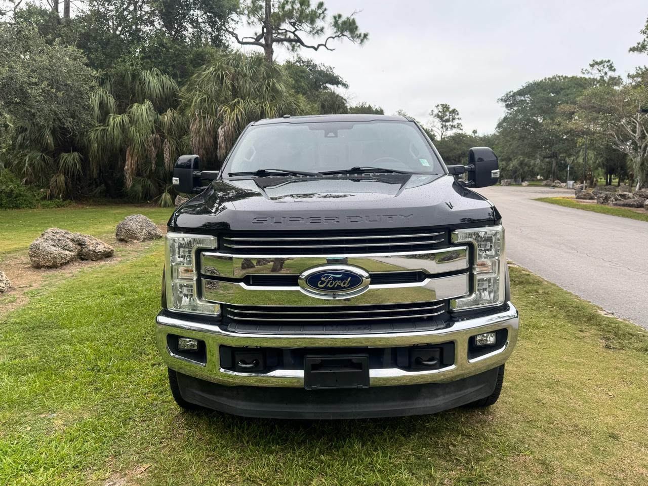 Ford Super Duty F-350 SRW  2017