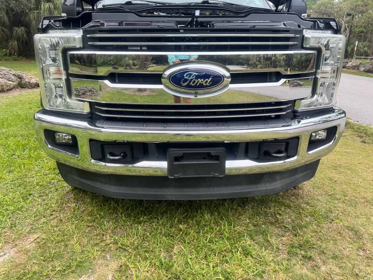 Ford Super Duty F-350 SRW  2017