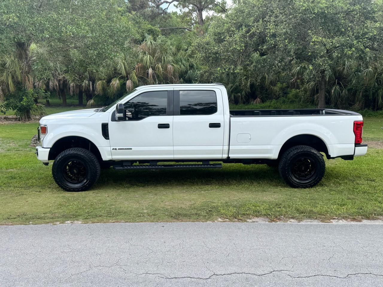 Ford Super Duty F-250 SRW 4WD Crew Cab 172" FX4 2022