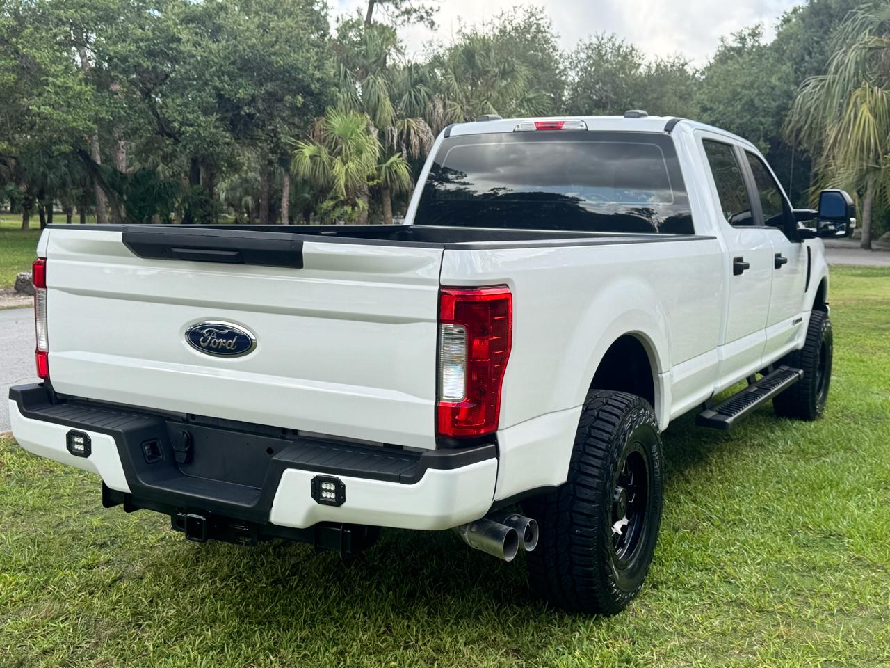 Ford Super Duty F-250 SRW 4WD Crew Cab 172" FX4 2022