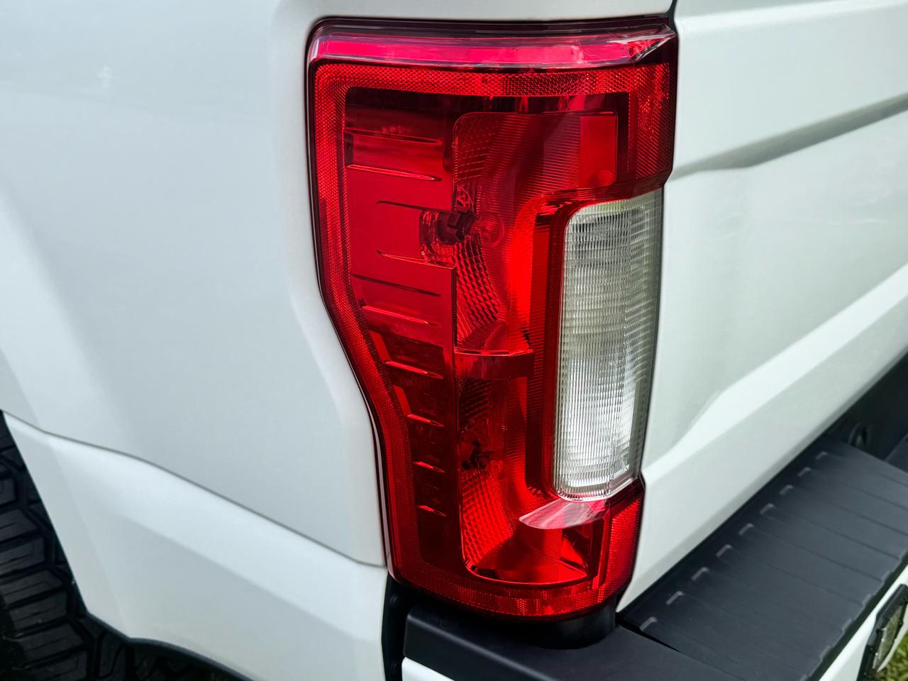 Ford Super Duty F-250 SRW 4WD Crew Cab 172" FX4 2022