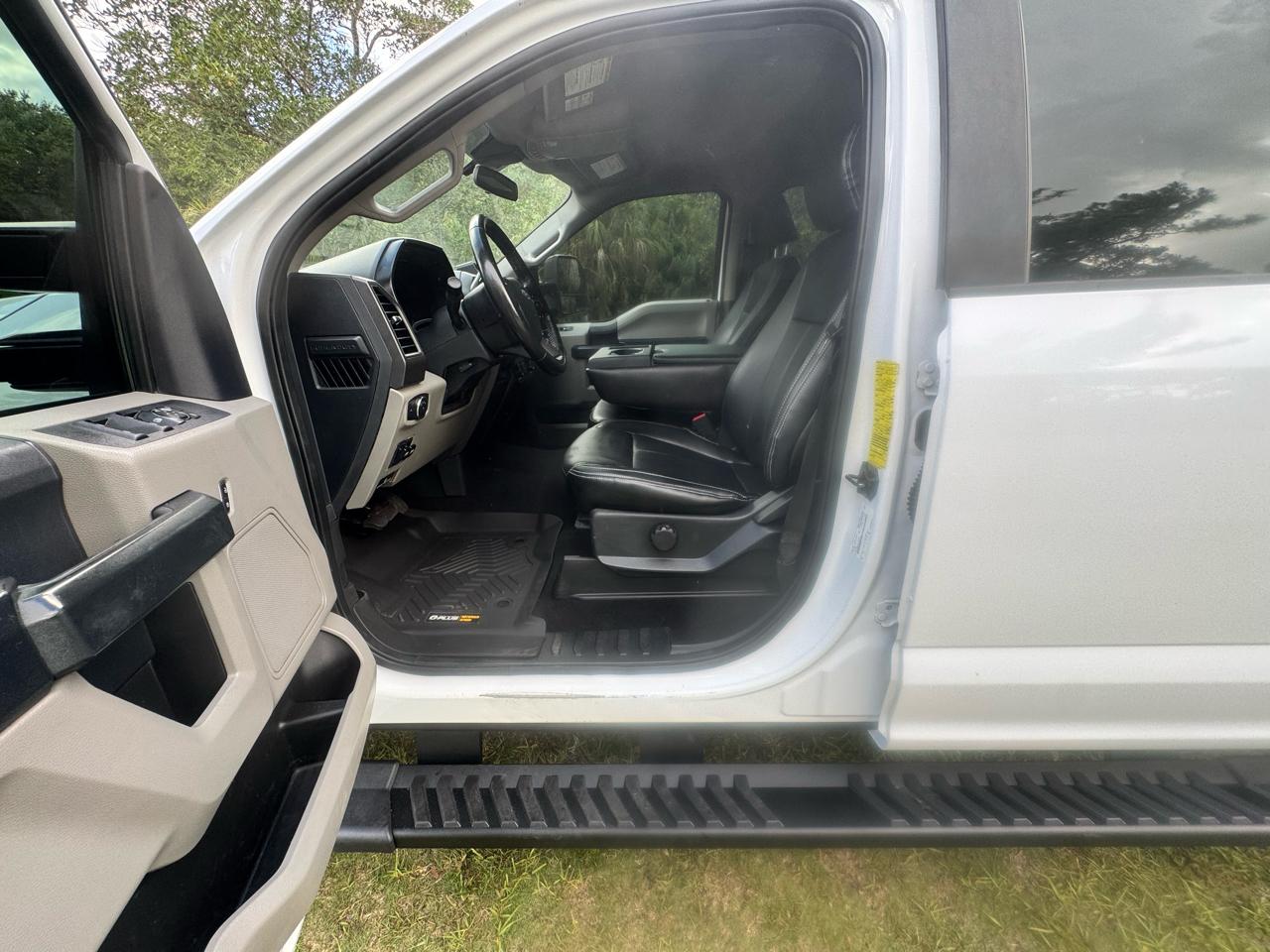 Ford Super Duty F-250 SRW 4WD Crew Cab 172" FX4 2022