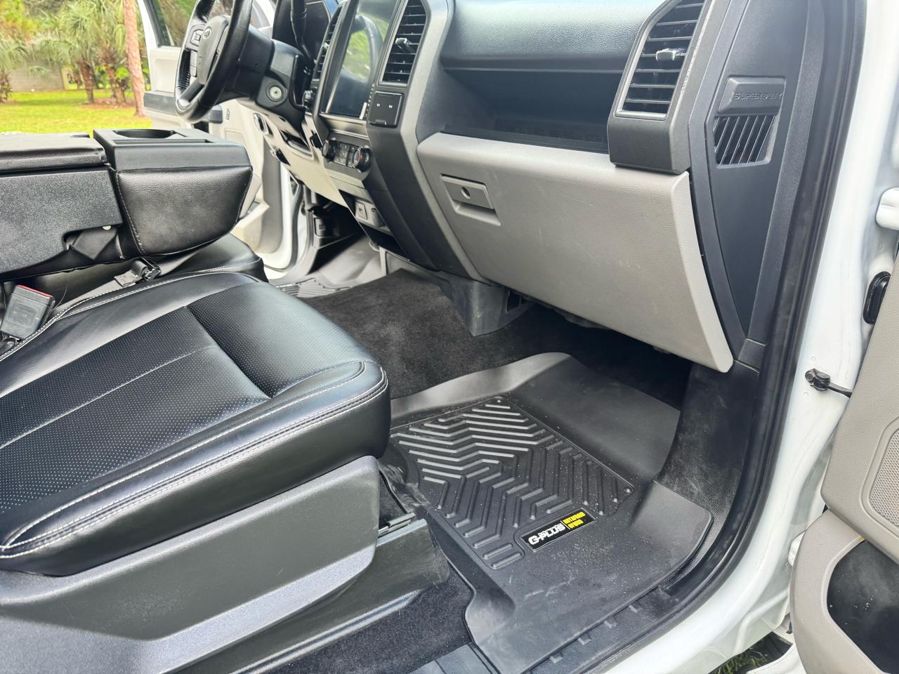 Ford Super Duty F-250 SRW 4WD Crew Cab 172" FX4 2022