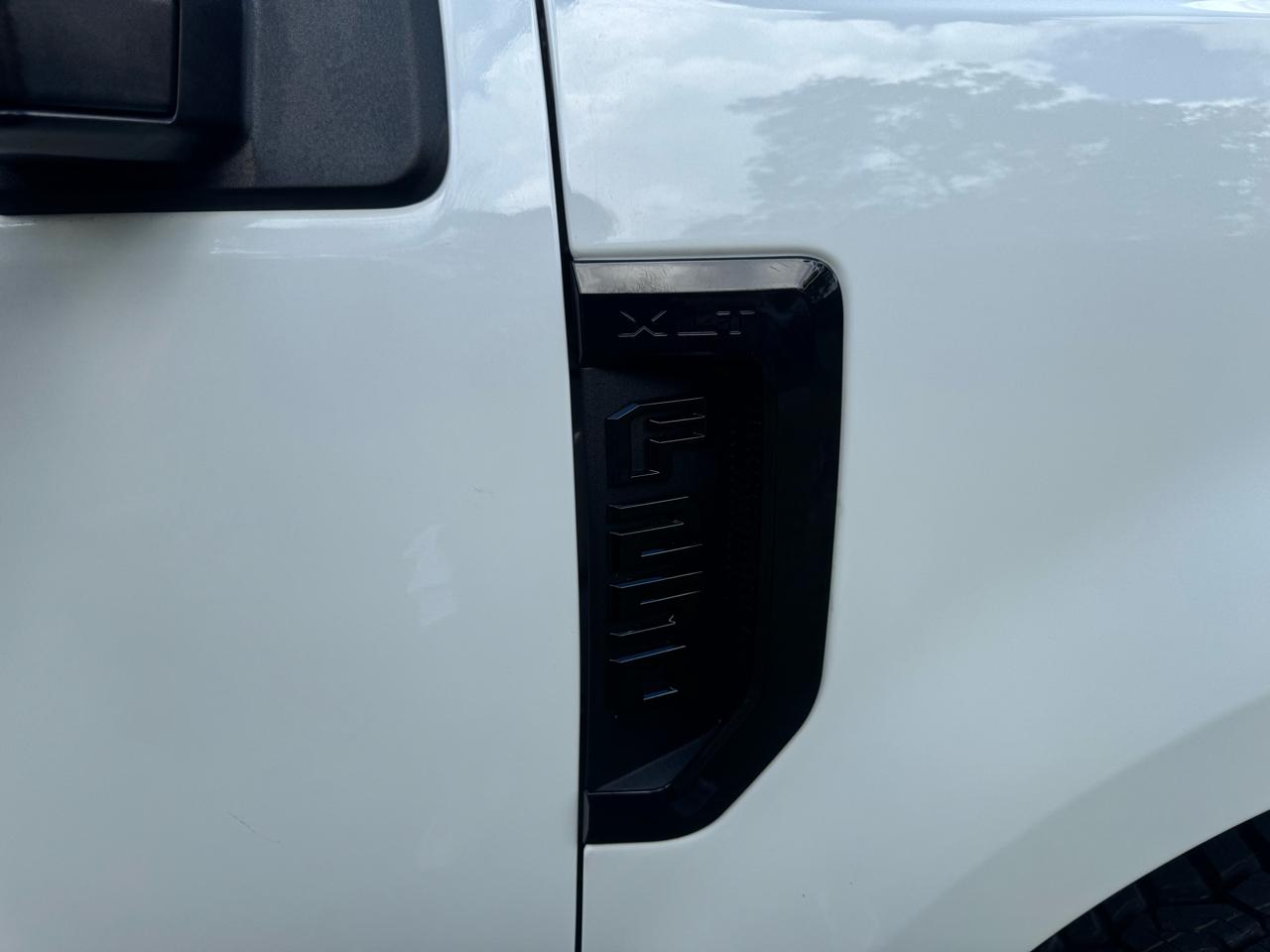 Ford Super Duty F-250 SRW 4WD Crew Cab 172" FX4 2022
