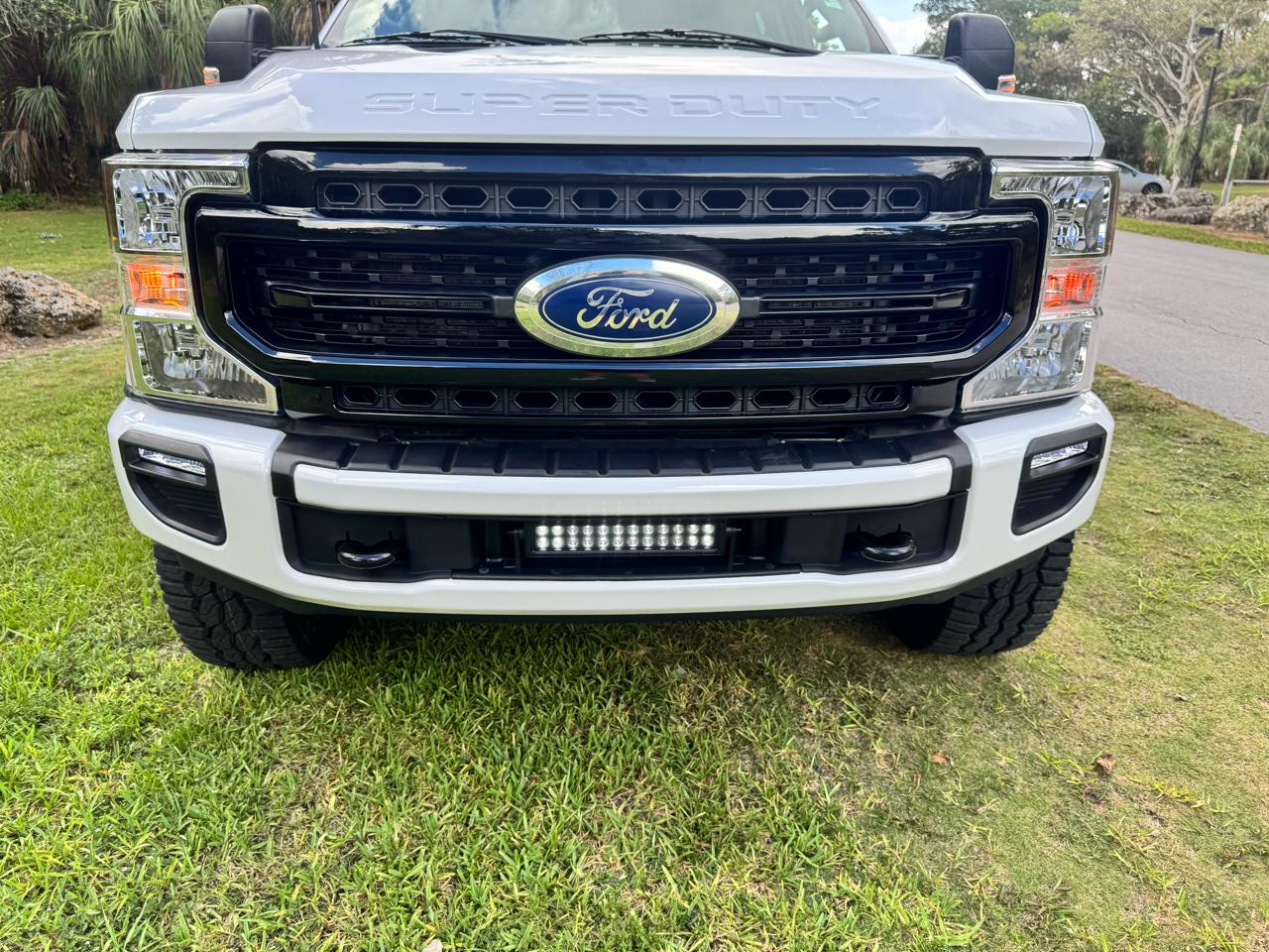Ford Super Duty F-250 SRW 4WD Crew Cab 172" FX4 2022