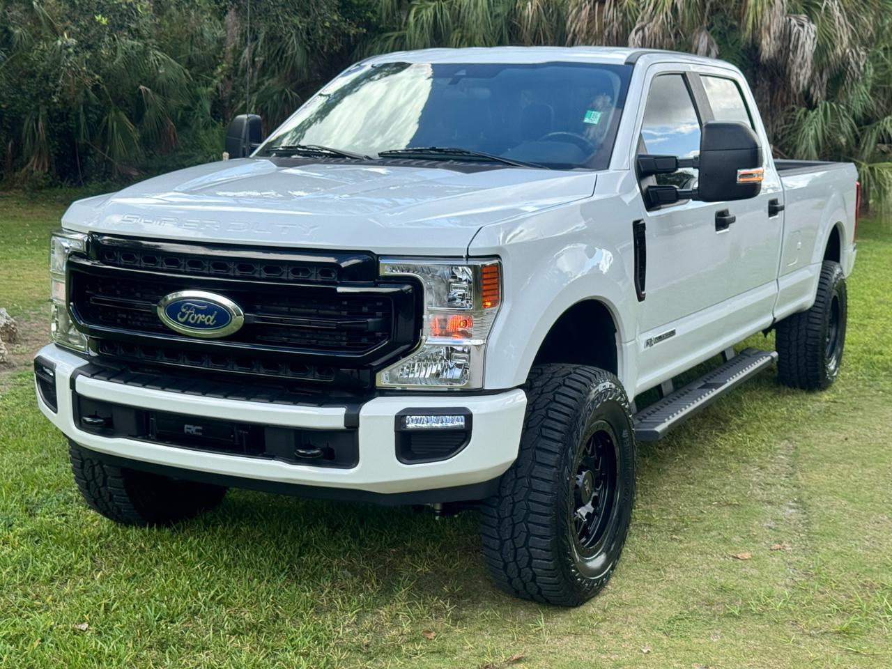 Ford Super Duty F-250 SRW 4WD Crew Cab 172" FX4 2022