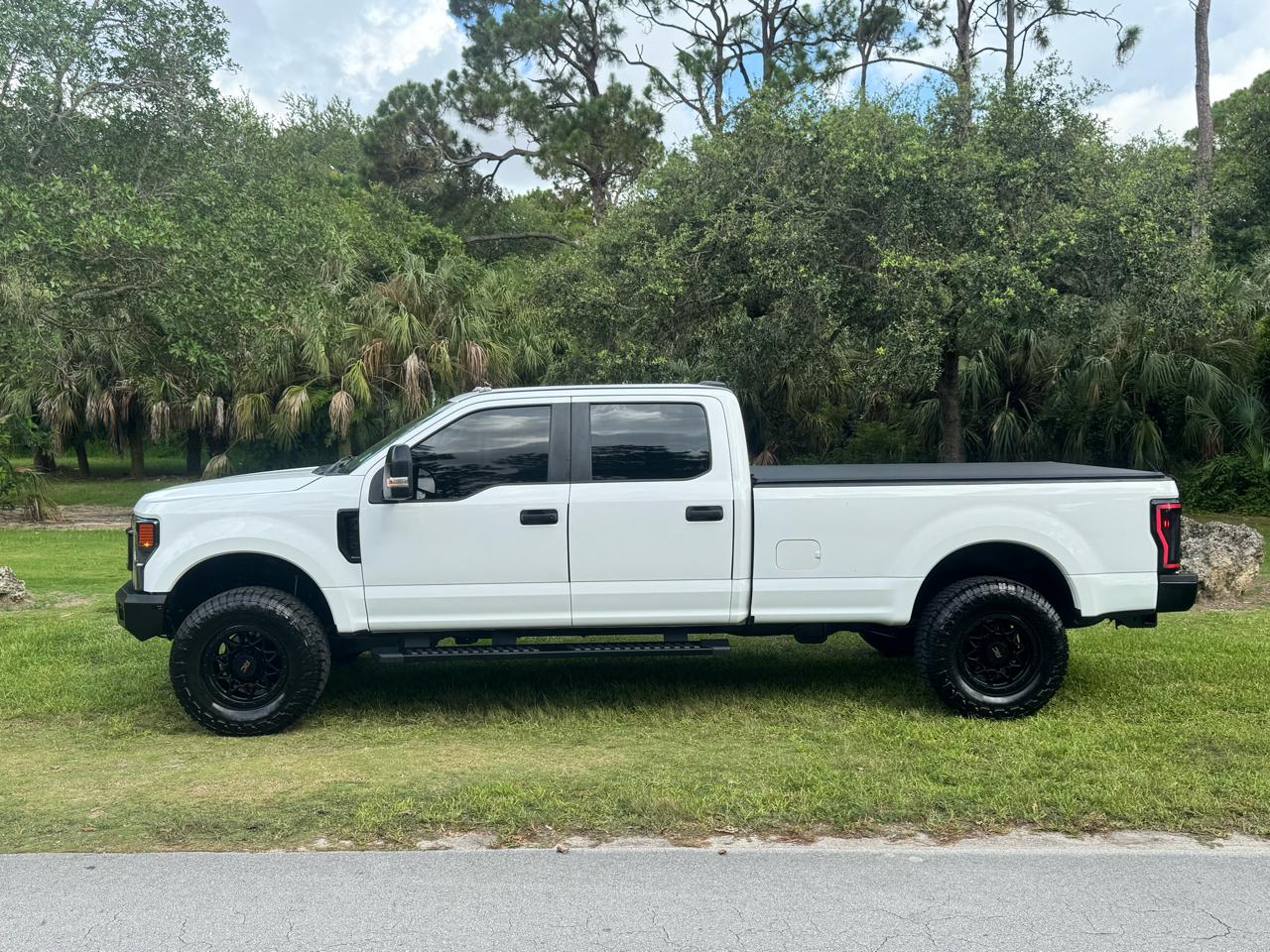 Ford Super Duty F-250 SRW 4WD Crew Cab 172" FX4 2022