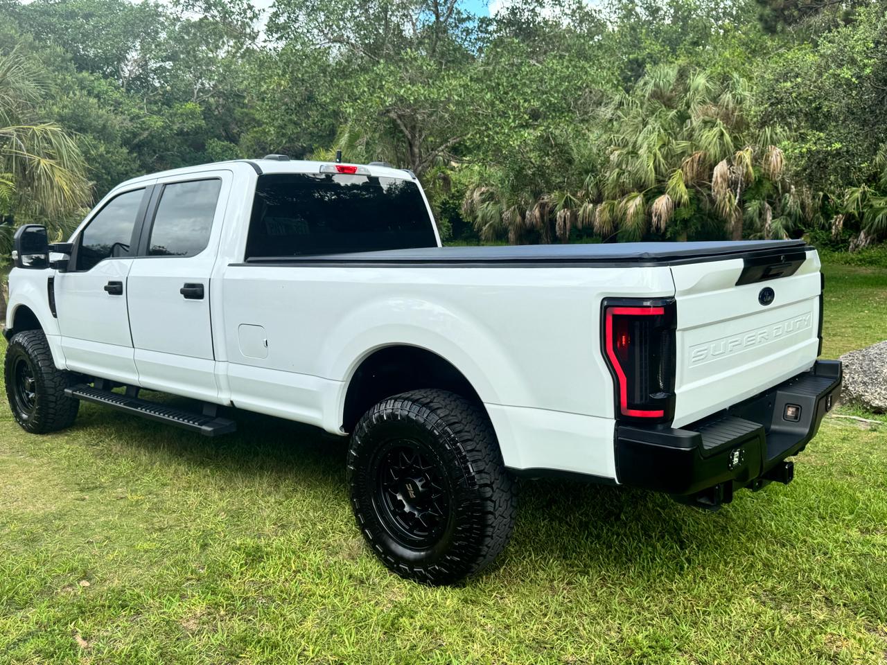 Ford Super Duty F-250 SRW 4WD Crew Cab 172" FX4 2022