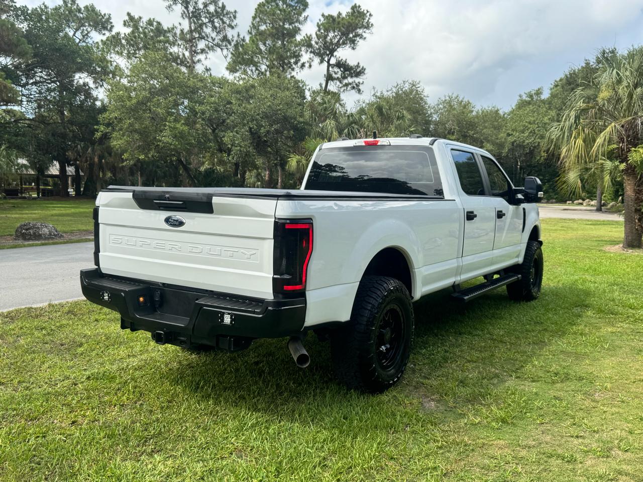 Ford Super Duty F-250 SRW 4WD Crew Cab 172" FX4 2022