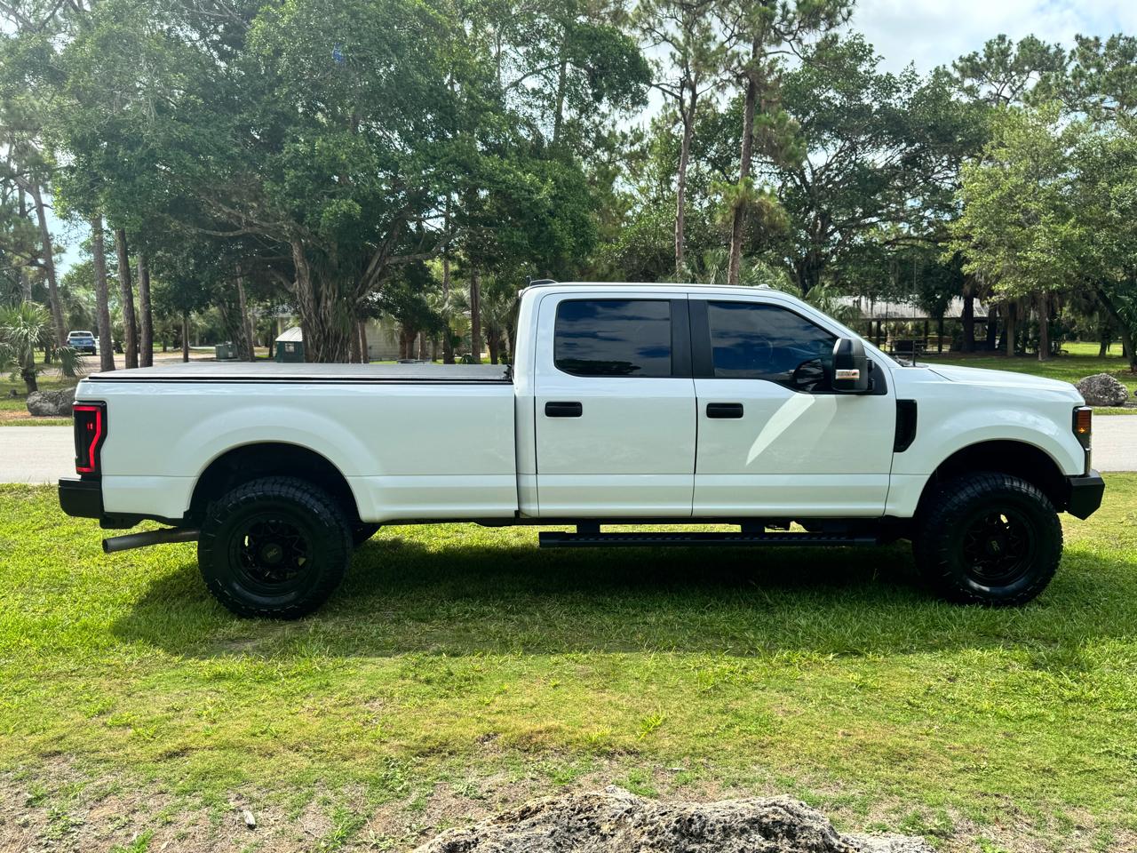Ford Super Duty F-250 SRW 4WD Crew Cab 172" FX4 2022