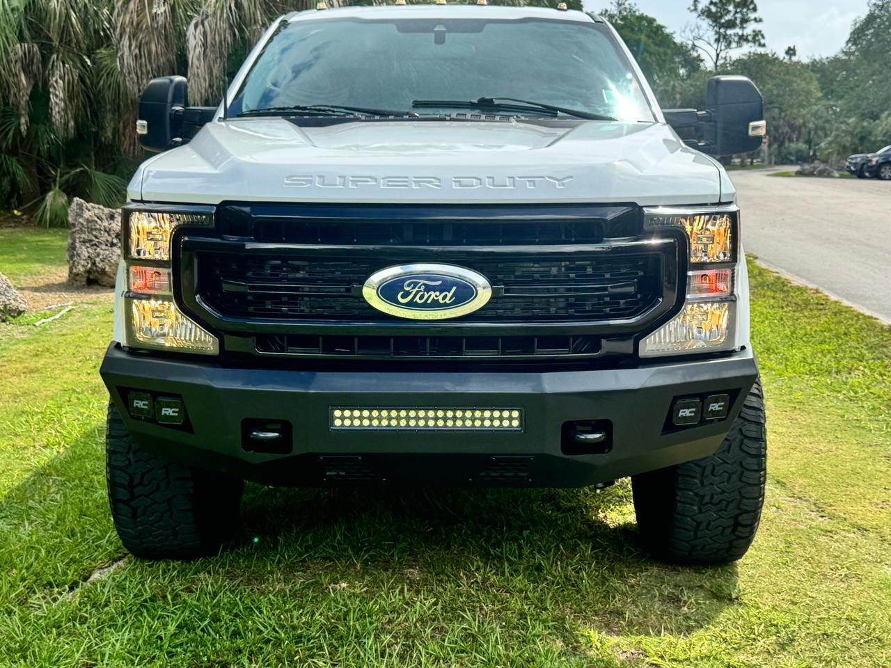 Ford Super Duty F-250 SRW 4WD Crew Cab 172" FX4 2022