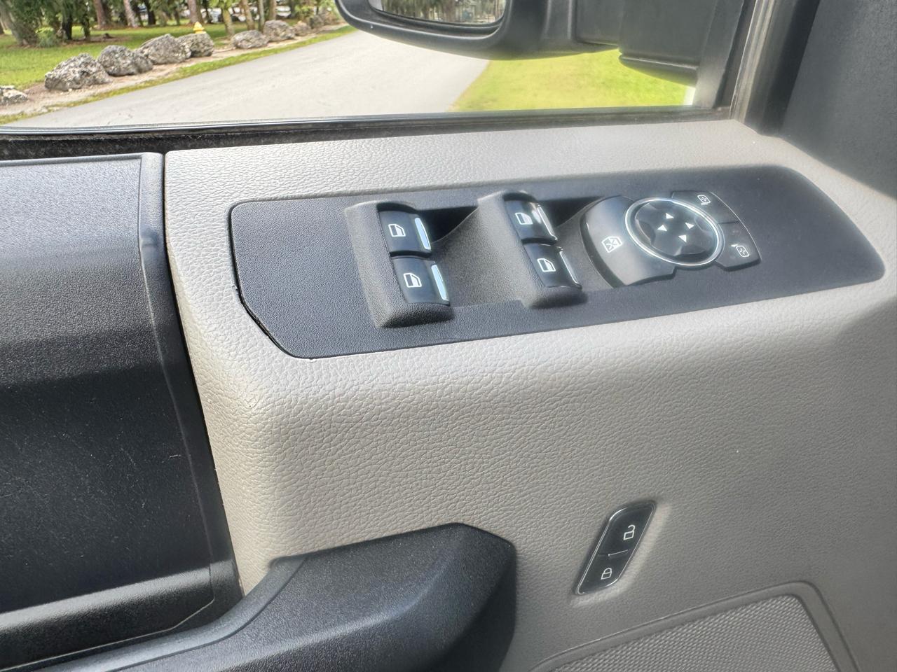 Ford Super Duty F-250 SRW 4WD Crew Cab 172" FX4 2022