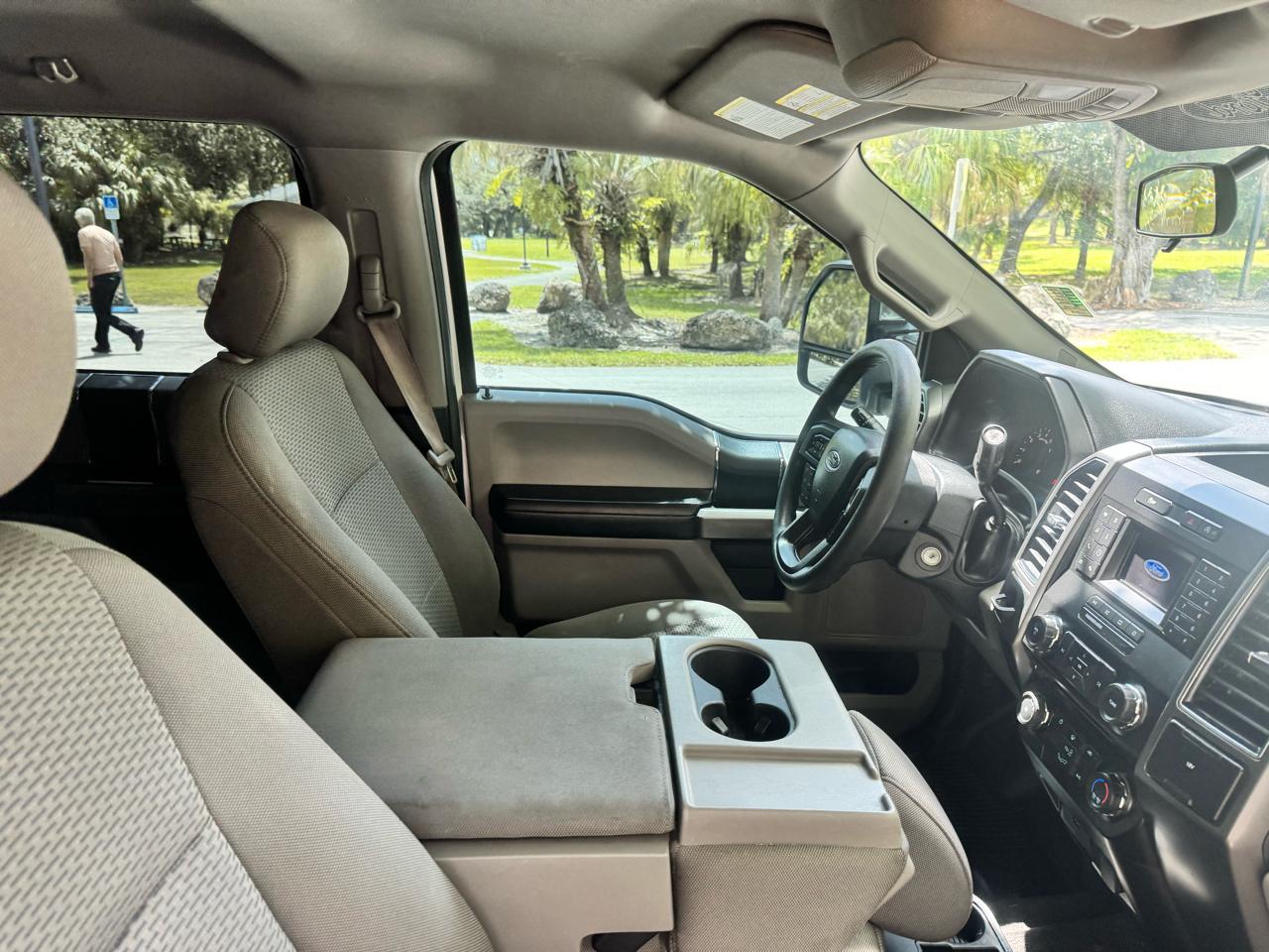 Ford F-150 XLT 2WD SuperCrew 5.5' Box 2018