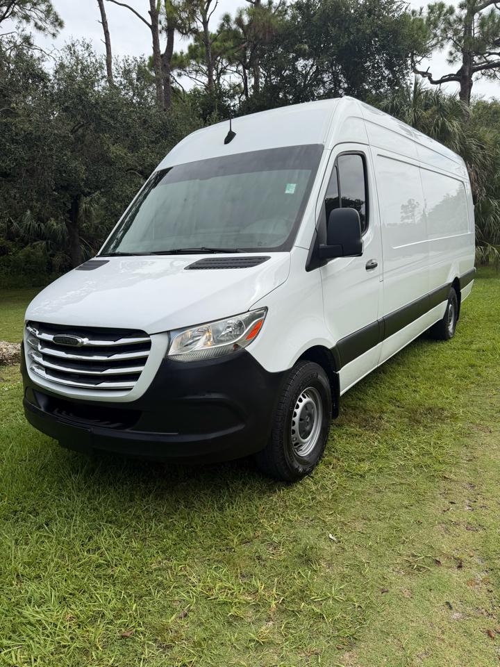 Freightliner Sprinter Cargo Van 2500 High Roof I4 170" Extended RWD 2021