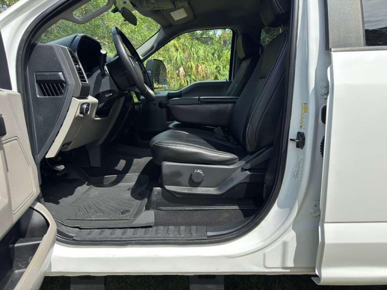 Ford Super Duty F-250 SRW  2022