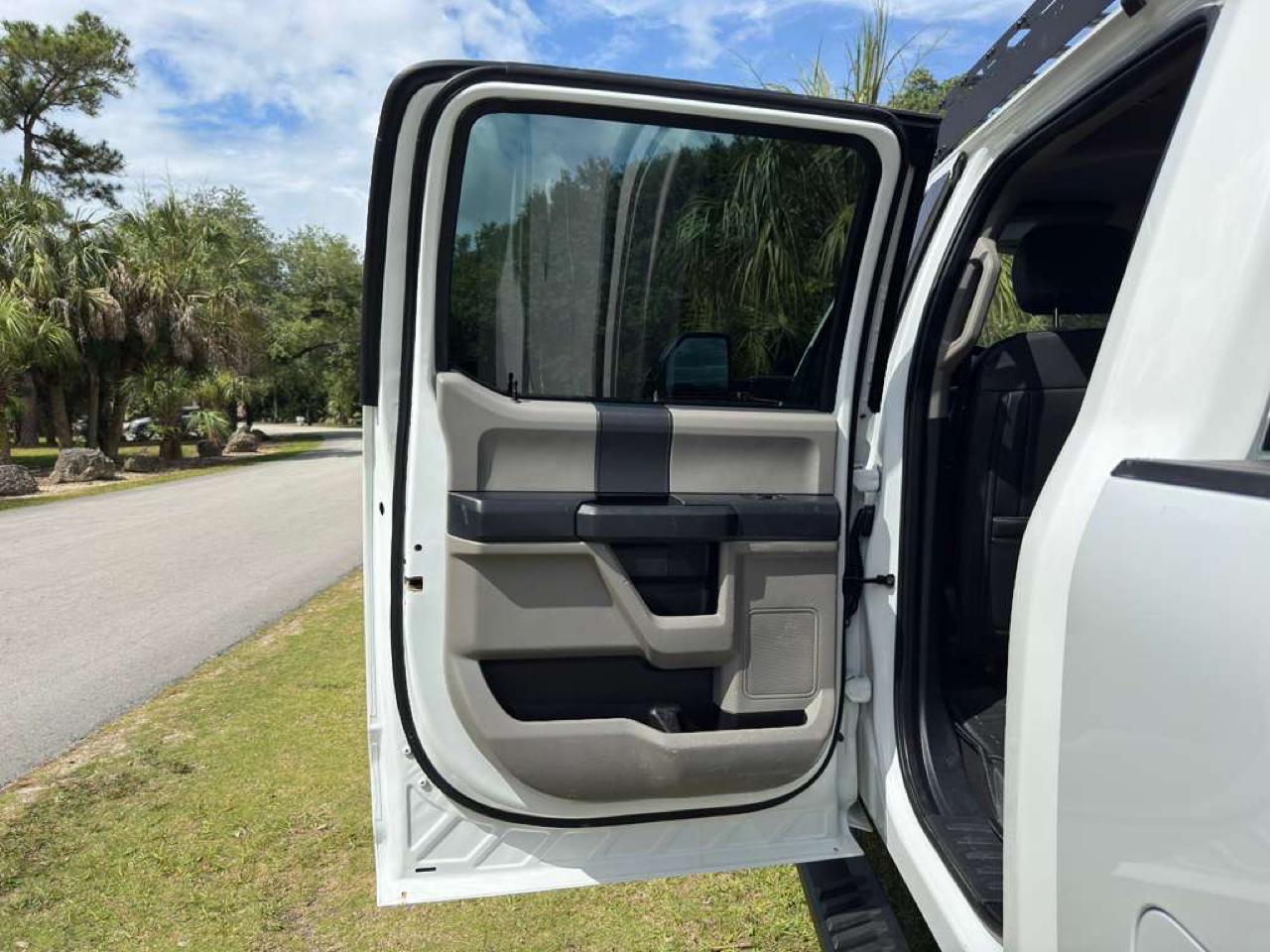 Ford Super Duty F-250 SRW  2022