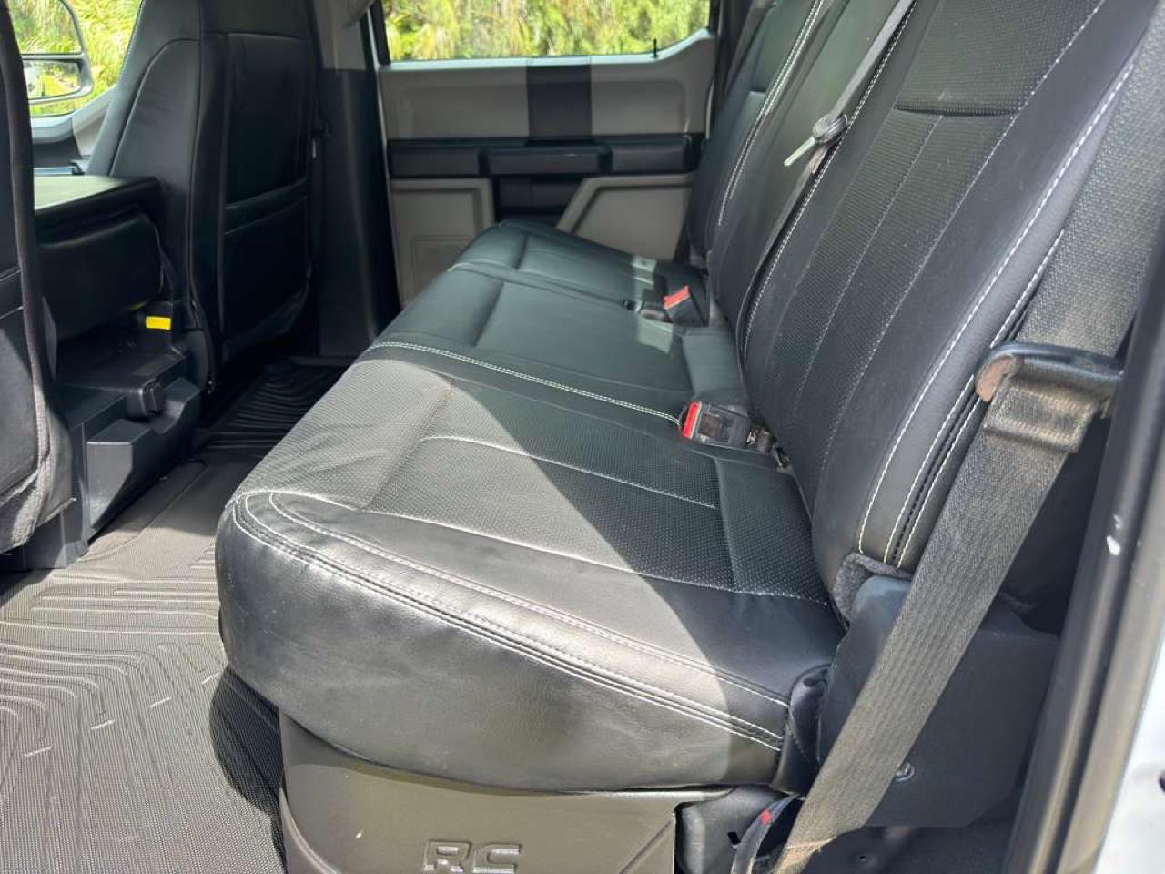 Ford Super Duty F-250 SRW  2022