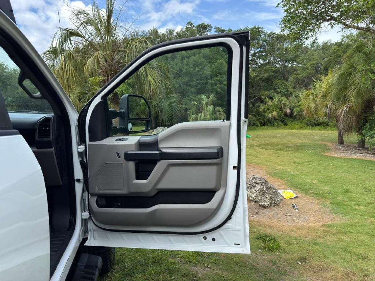 Ford Super Duty F-250 SRW  2022