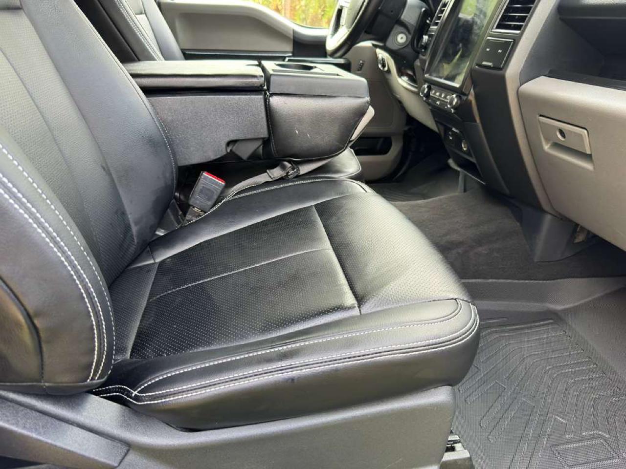 Ford Super Duty F-250 SRW  2022