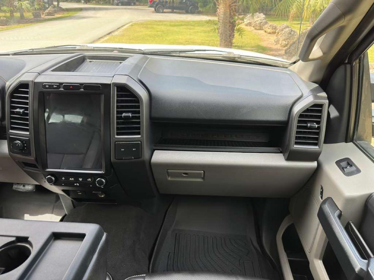 Ford Super Duty F-250 SRW  2022