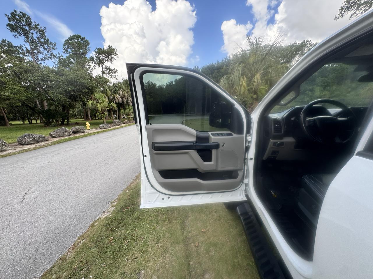 Ford Super Duty F-250 SRW  2022