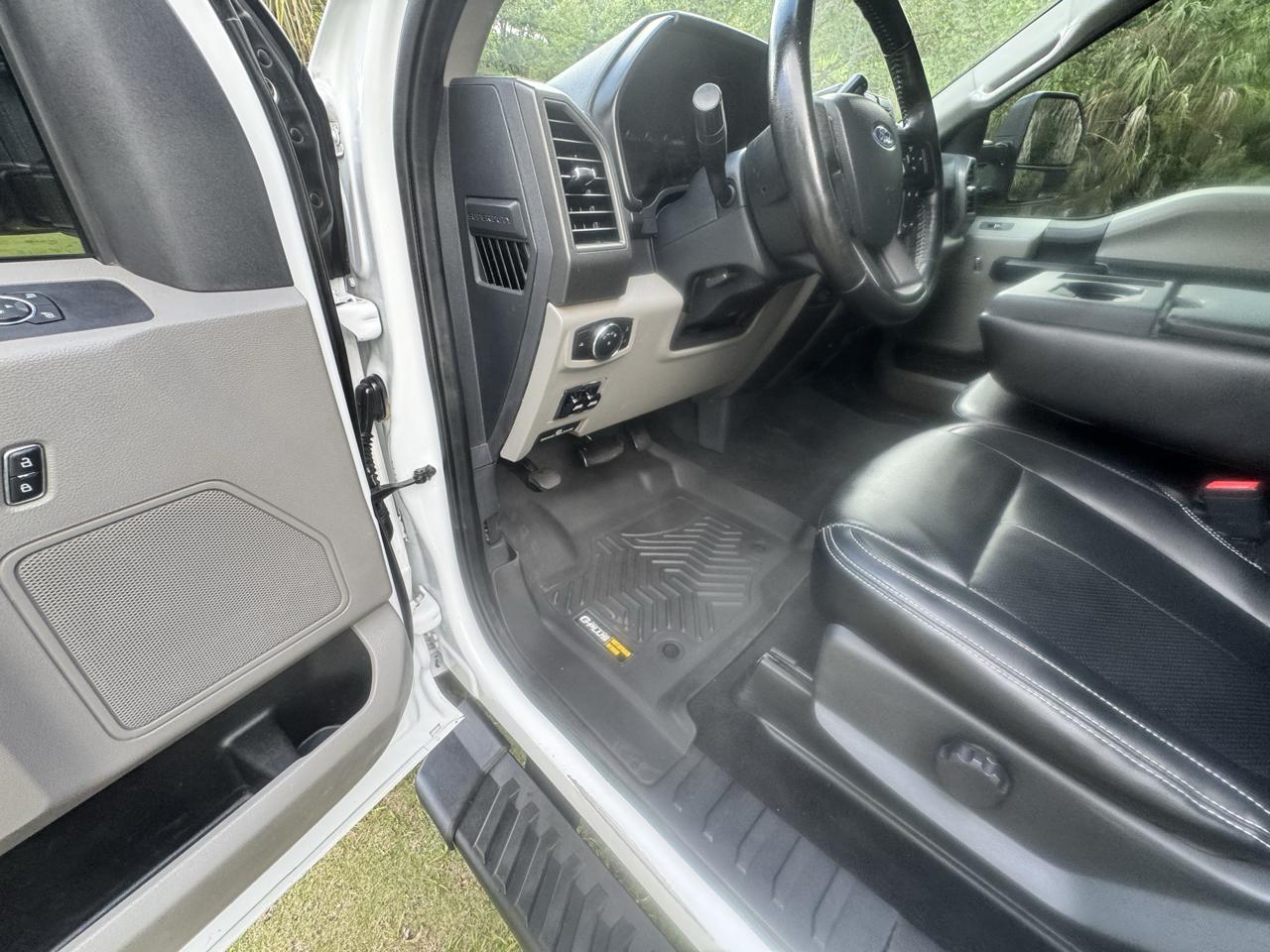 Ford Super Duty F-250 SRW  2022
