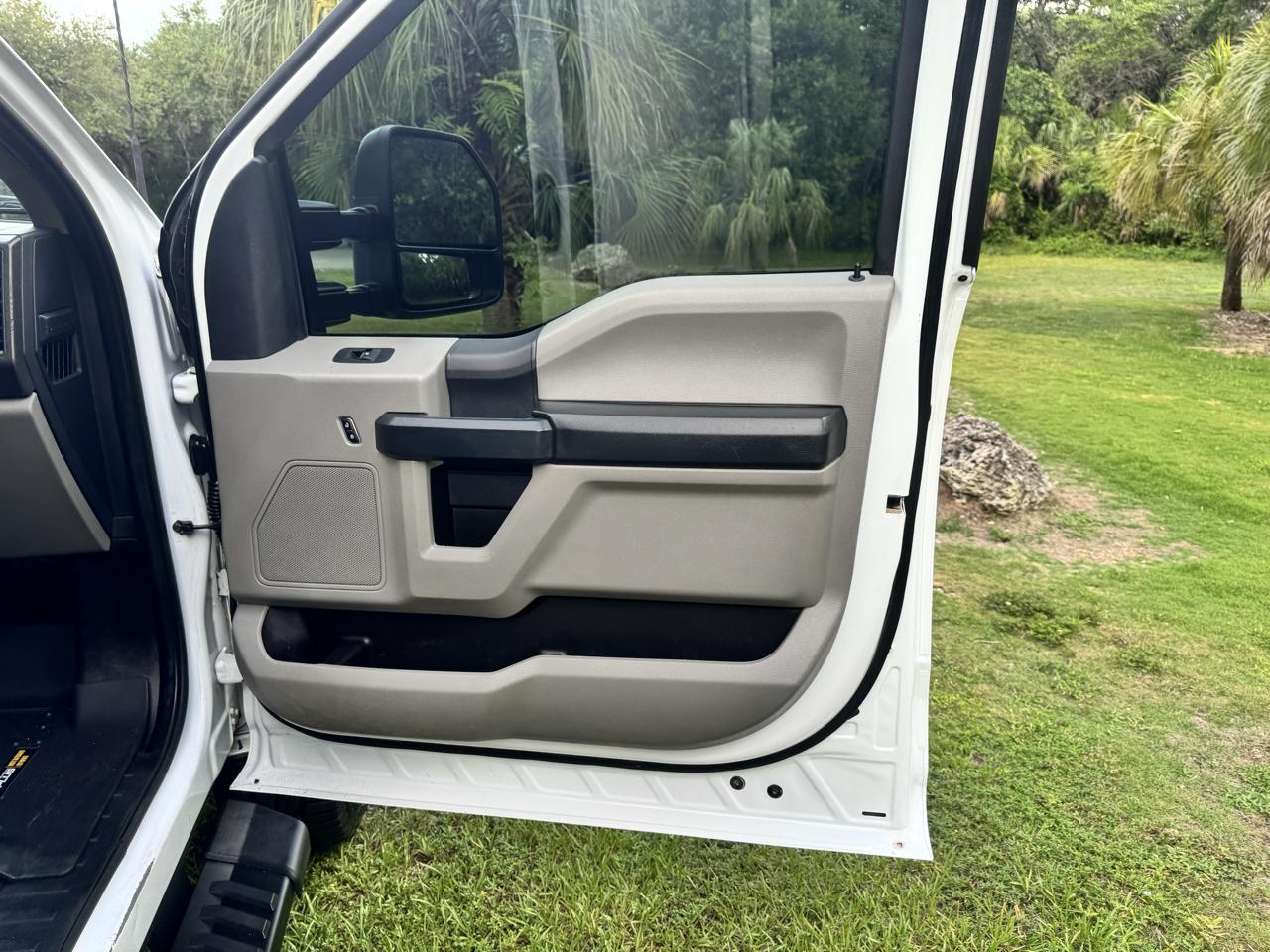 Ford Super Duty F-250 SRW  2022