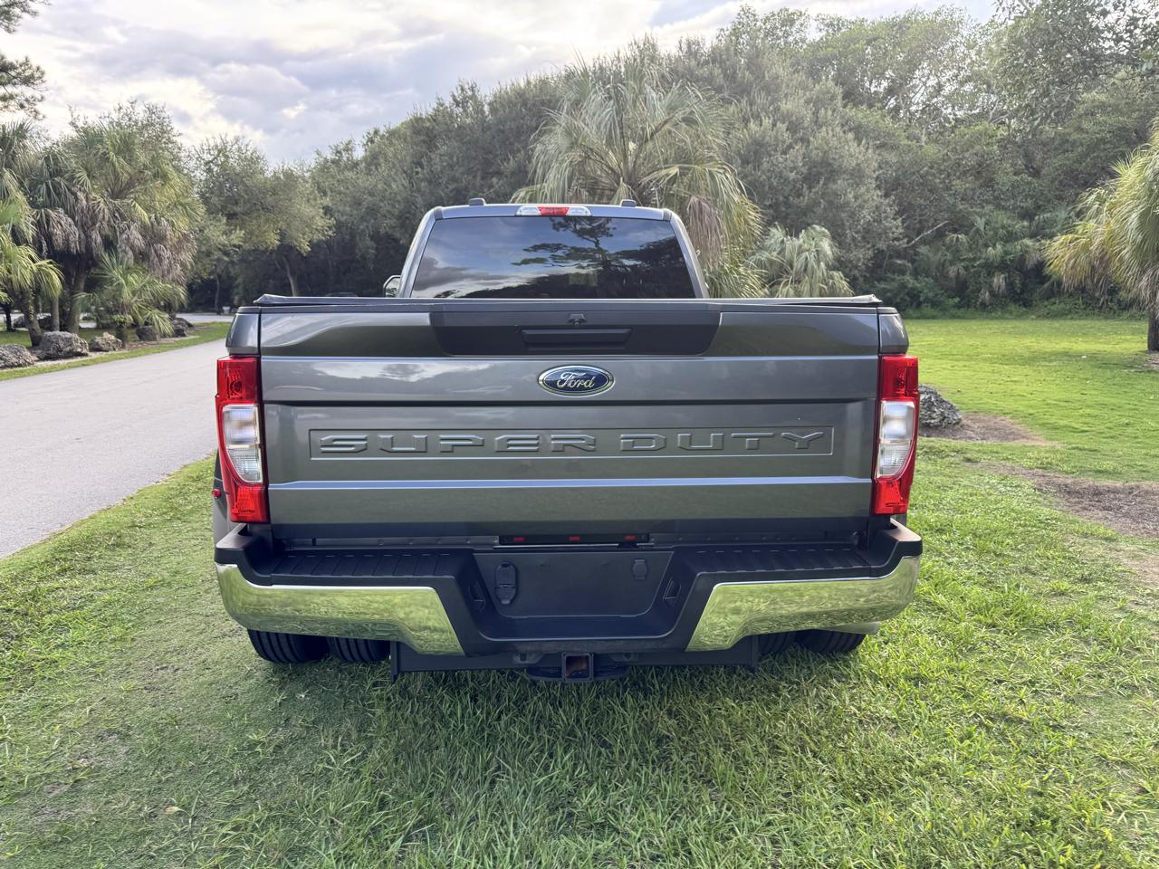 Ford Super Duty F-350 DRW  2021