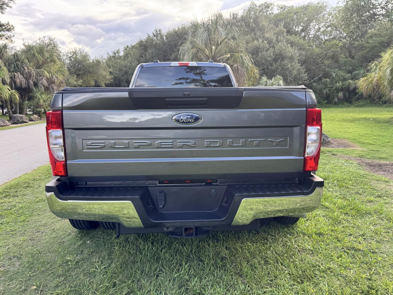 Ford Super Duty F-350 DRW  2021