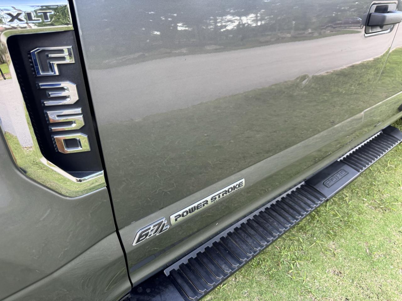 Ford Super Duty F-350 DRW  2021