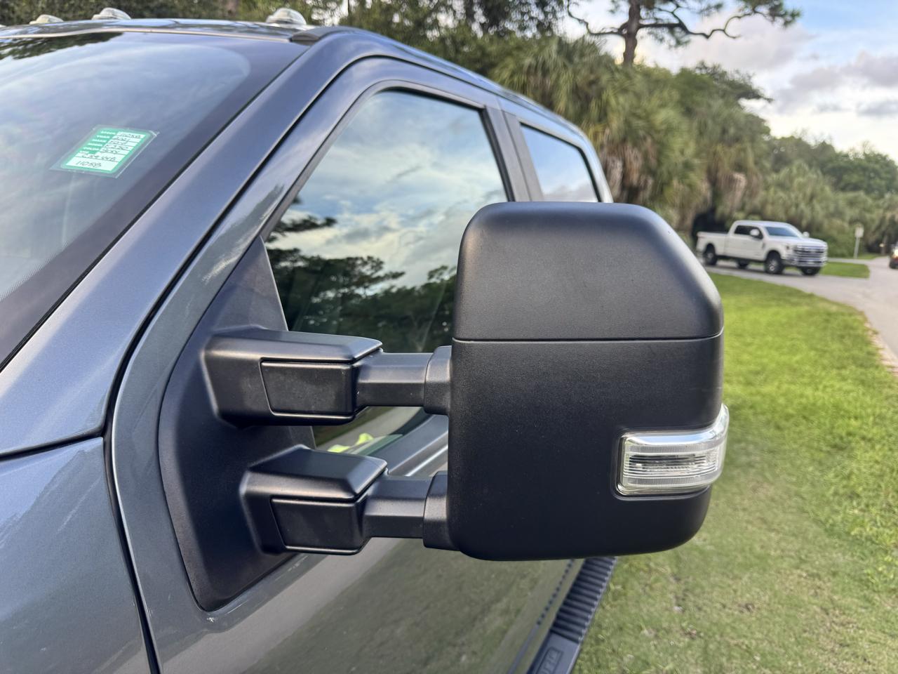 Ford Super Duty F-350 DRW  2021