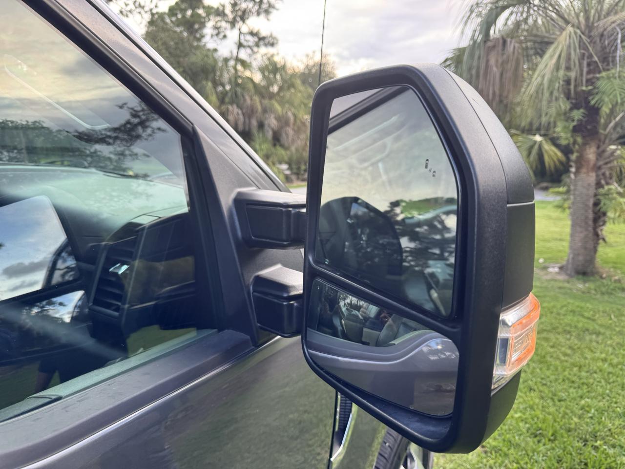 Ford Super Duty F-350 DRW  2021