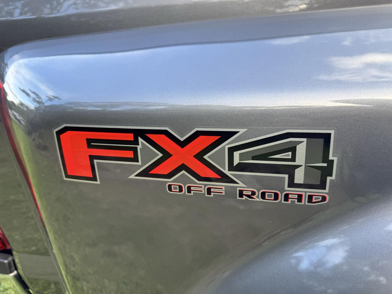 Ford Super Duty F-350 DRW  2021
