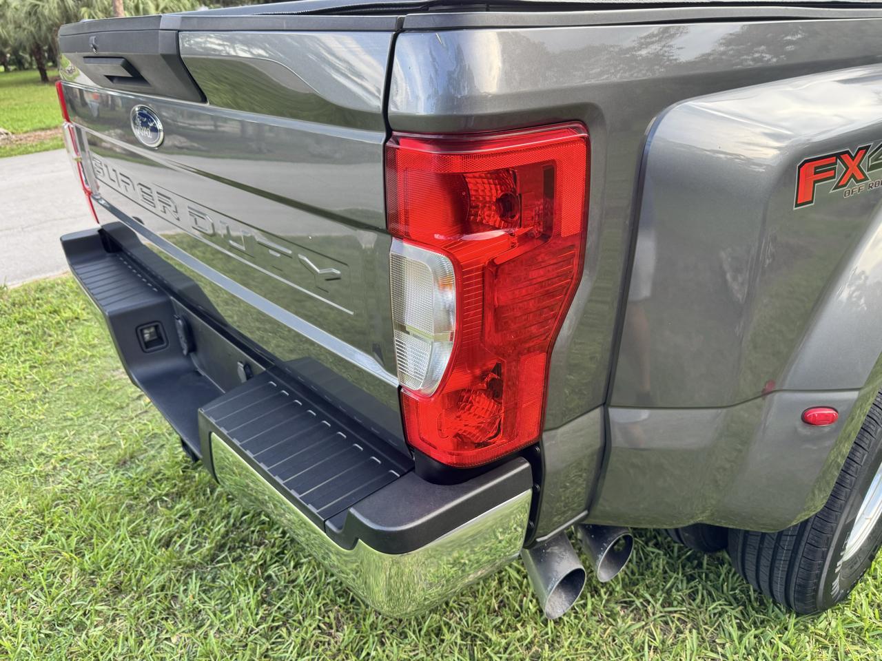 Ford Super Duty F-350 DRW  2021