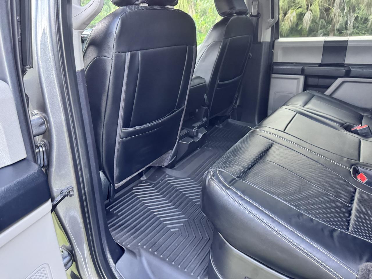 Ford Super Duty F-350 DRW  2021