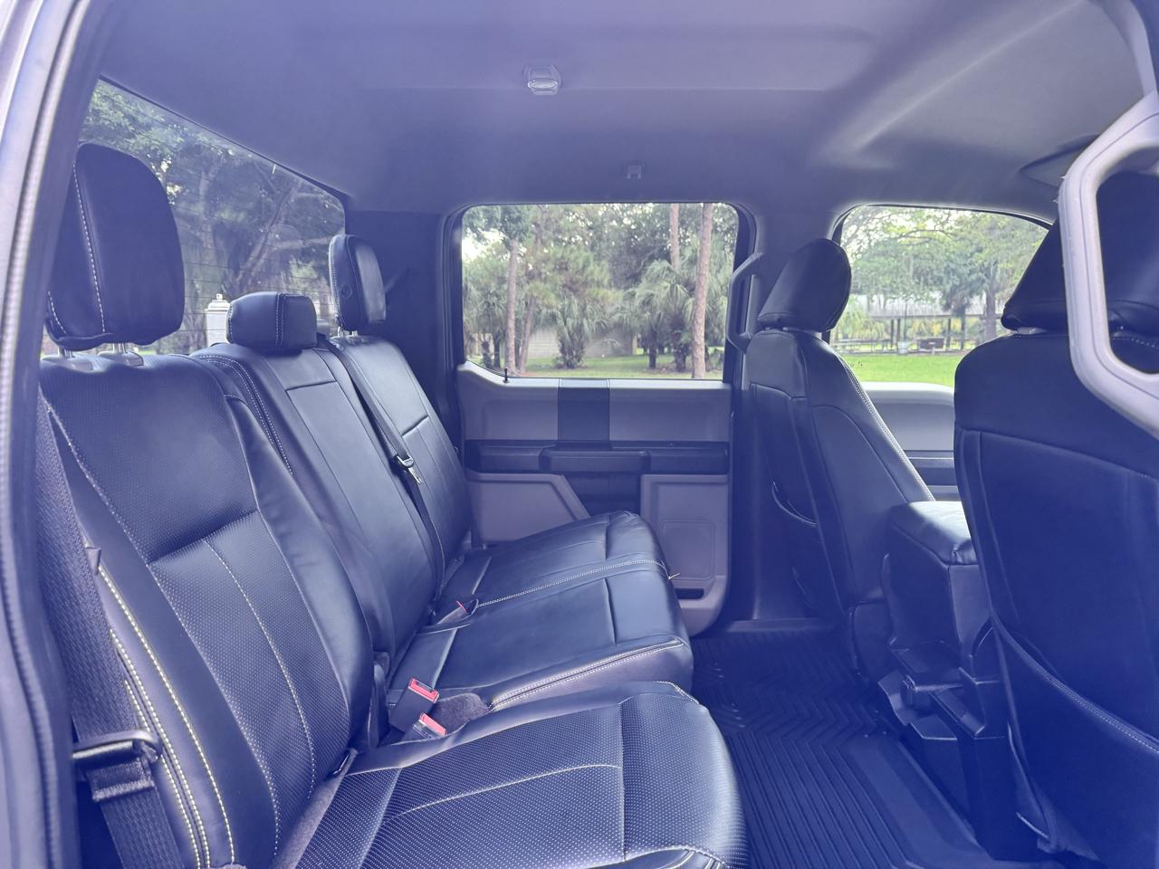 Ford Super Duty F-350 DRW  2021