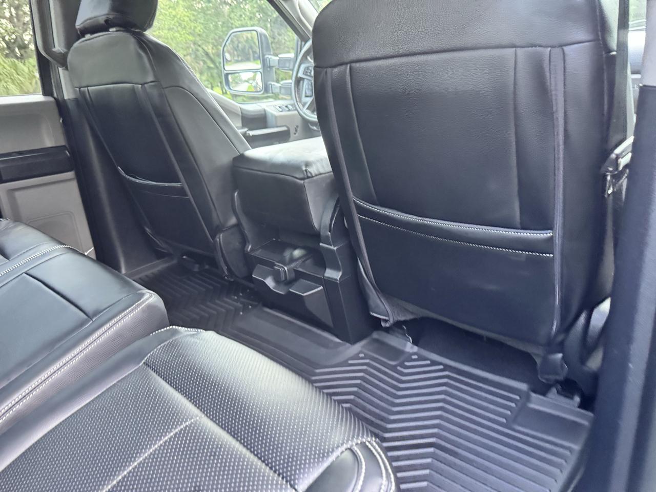 Ford Super Duty F-350 DRW  2021