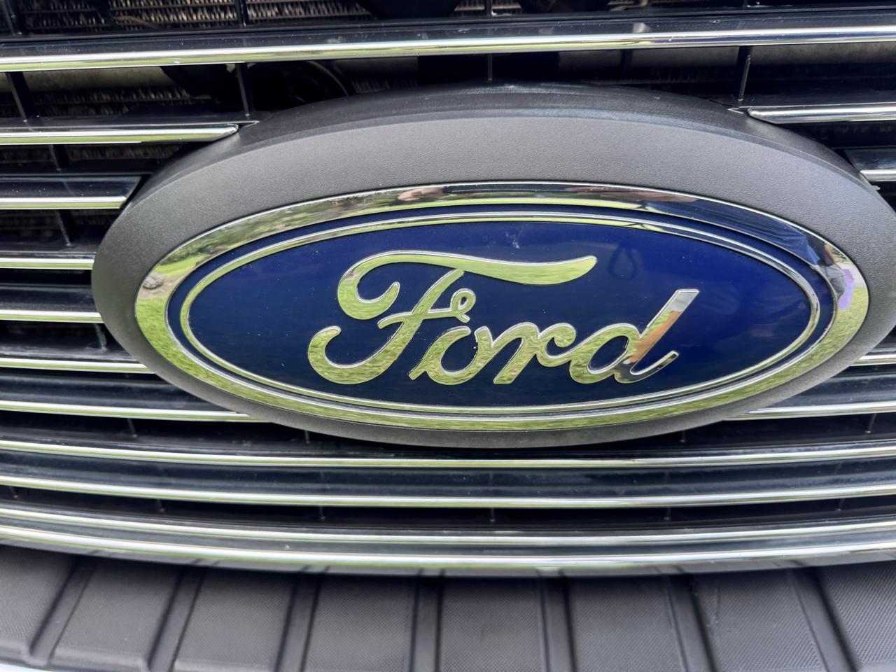Ford Super Duty F-350 DRW  2021
