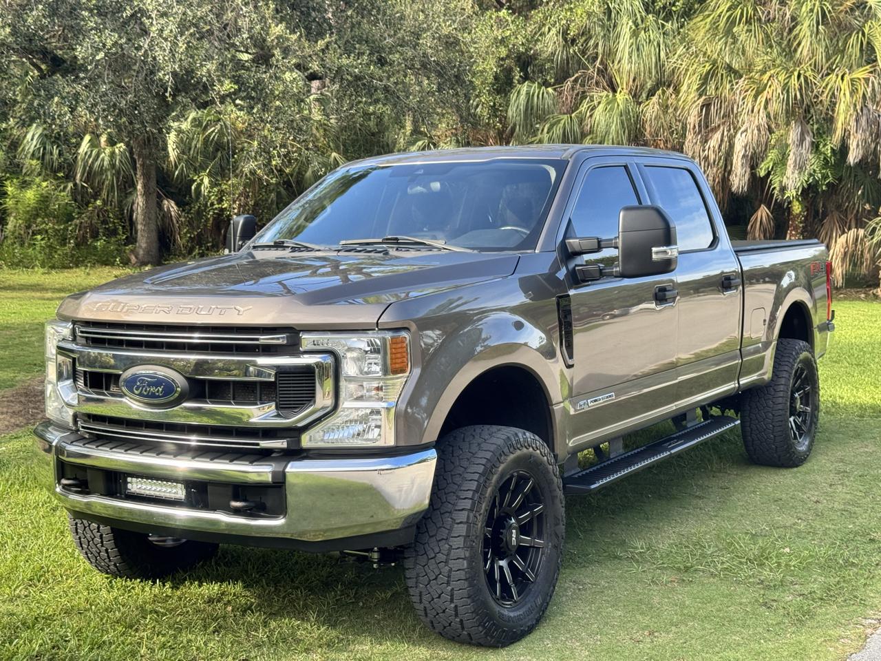Ford Super Duty F-350 SRW  2021