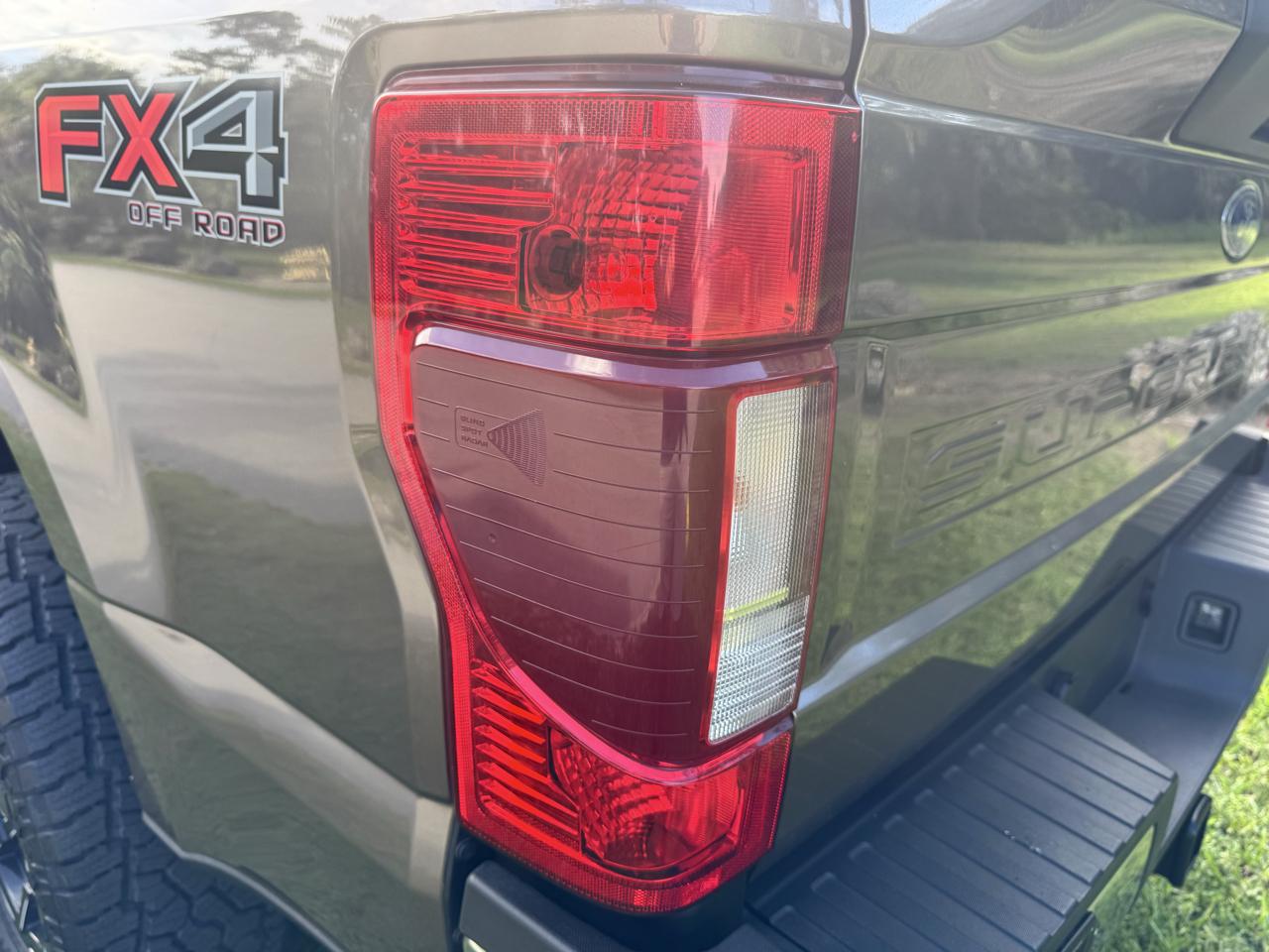 Ford Super Duty F-350 SRW  2021